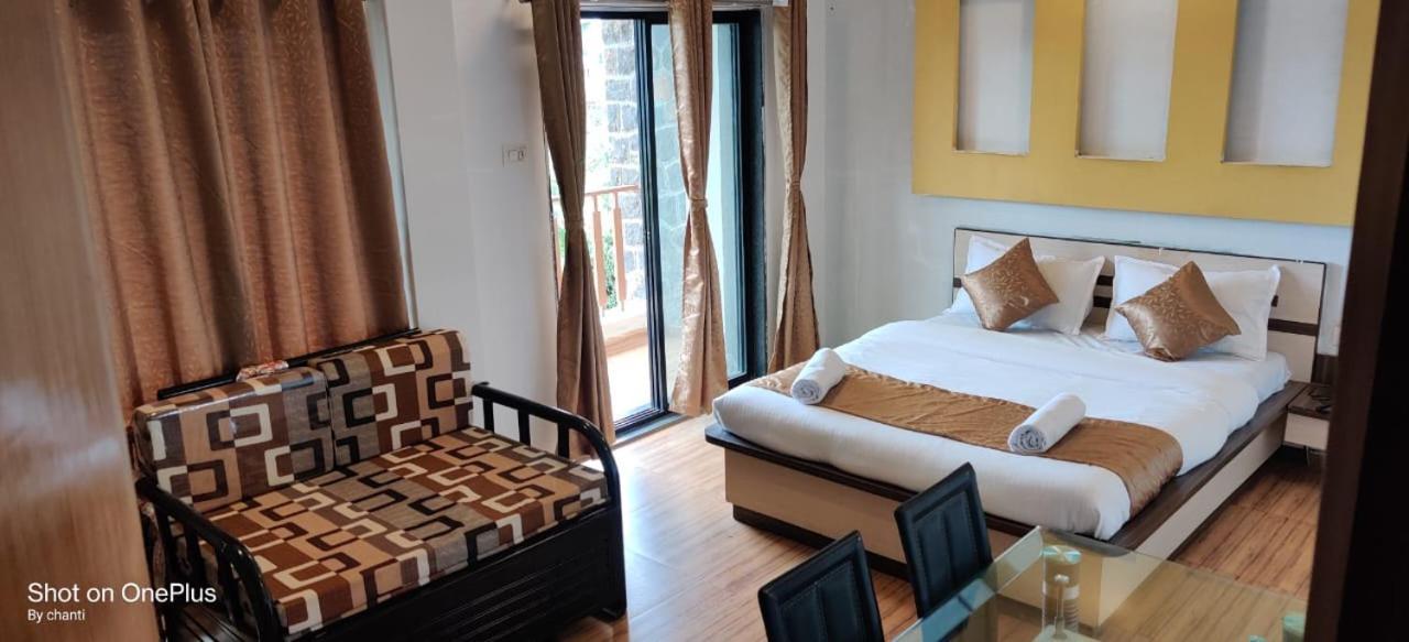 อินดัส แวลเลย์ รีสอร์ต Hotel โลนาวาลา ภายนอก รูปภาพ